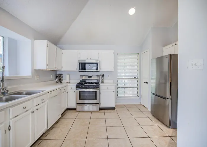 Holiday home Crew 4b2b In Round Rock